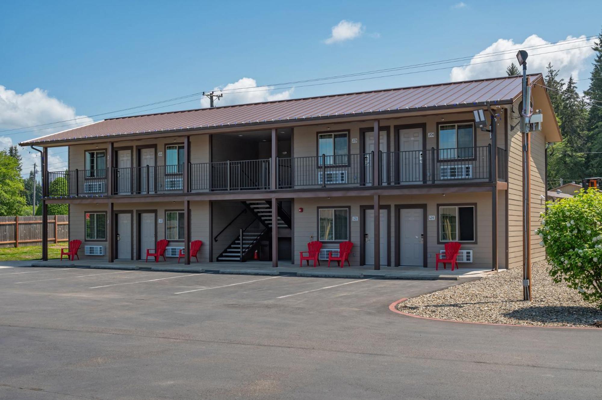 Town Motel *