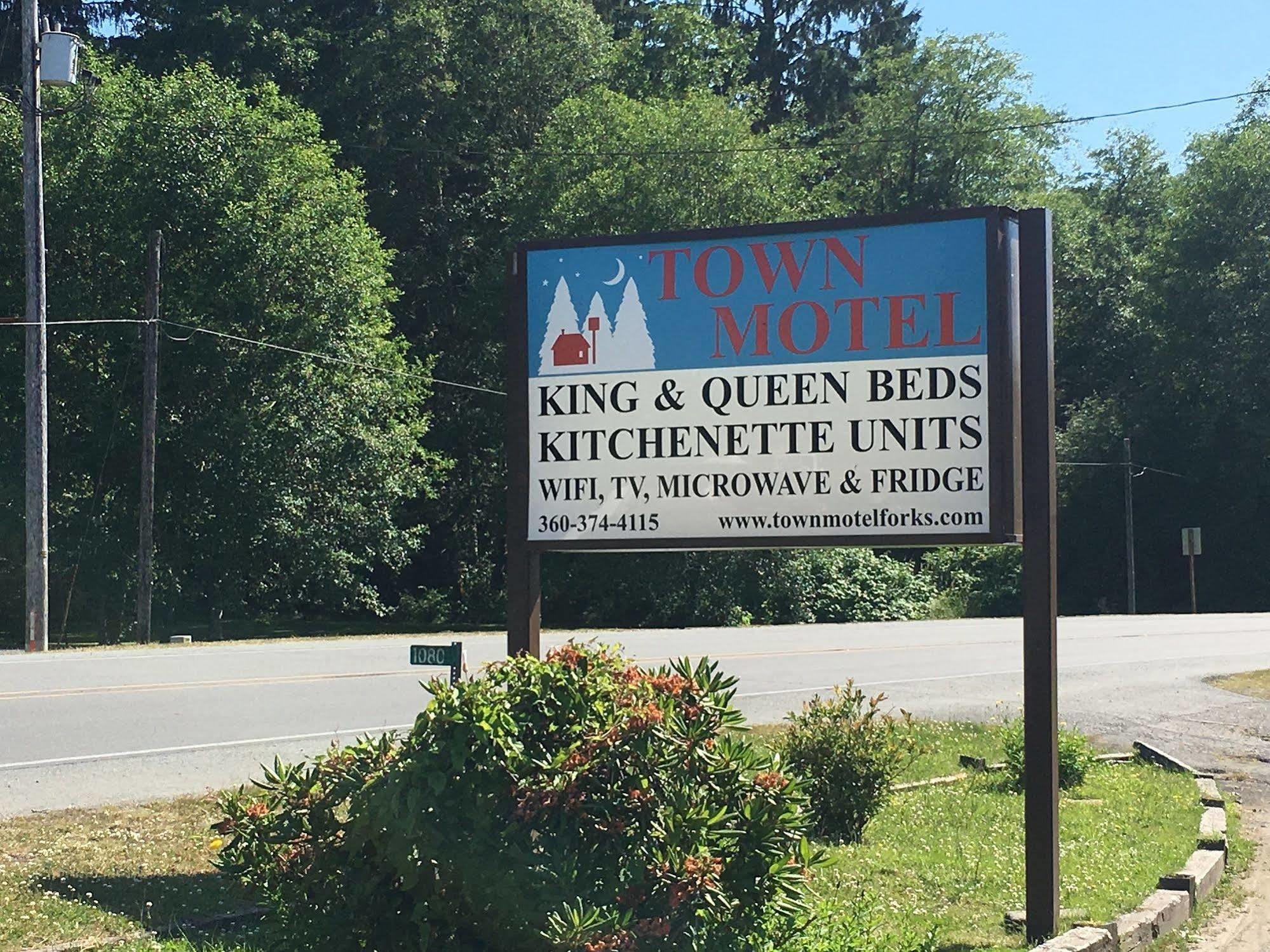 Town Motel Forks